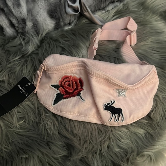 abercrombie kids Other - abercrombie Fanny Pack NWT